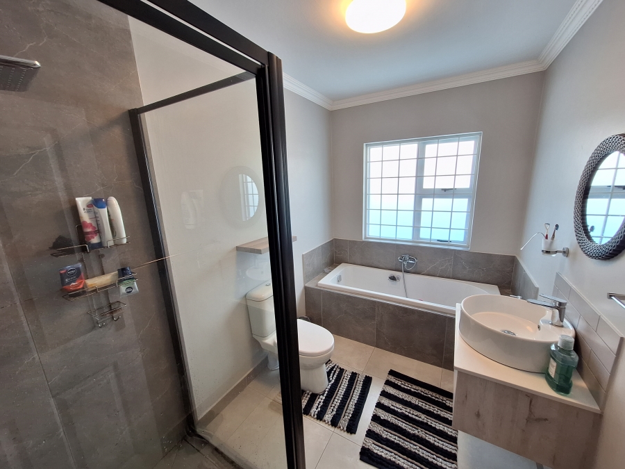 3 Bedroom Property for Sale in Fountains Estate Eastern Cape